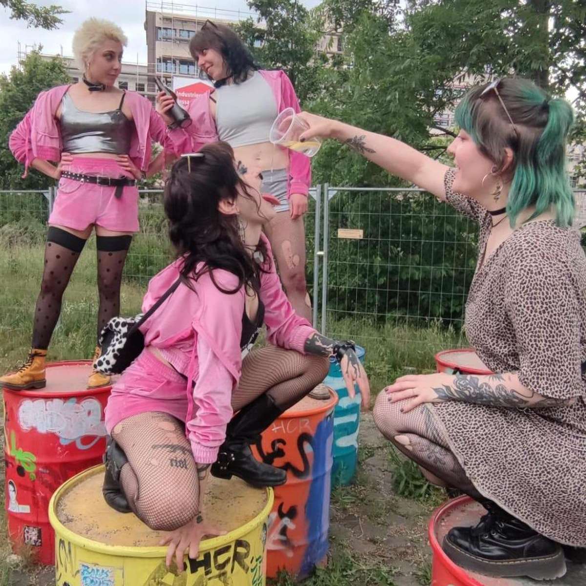 SPLIT DOGS [UK] + VALY AND THE VODKAS [DD] | 29.7.26 Museumskeller Erfurt Mi. 29.07.2026 | Bild 3