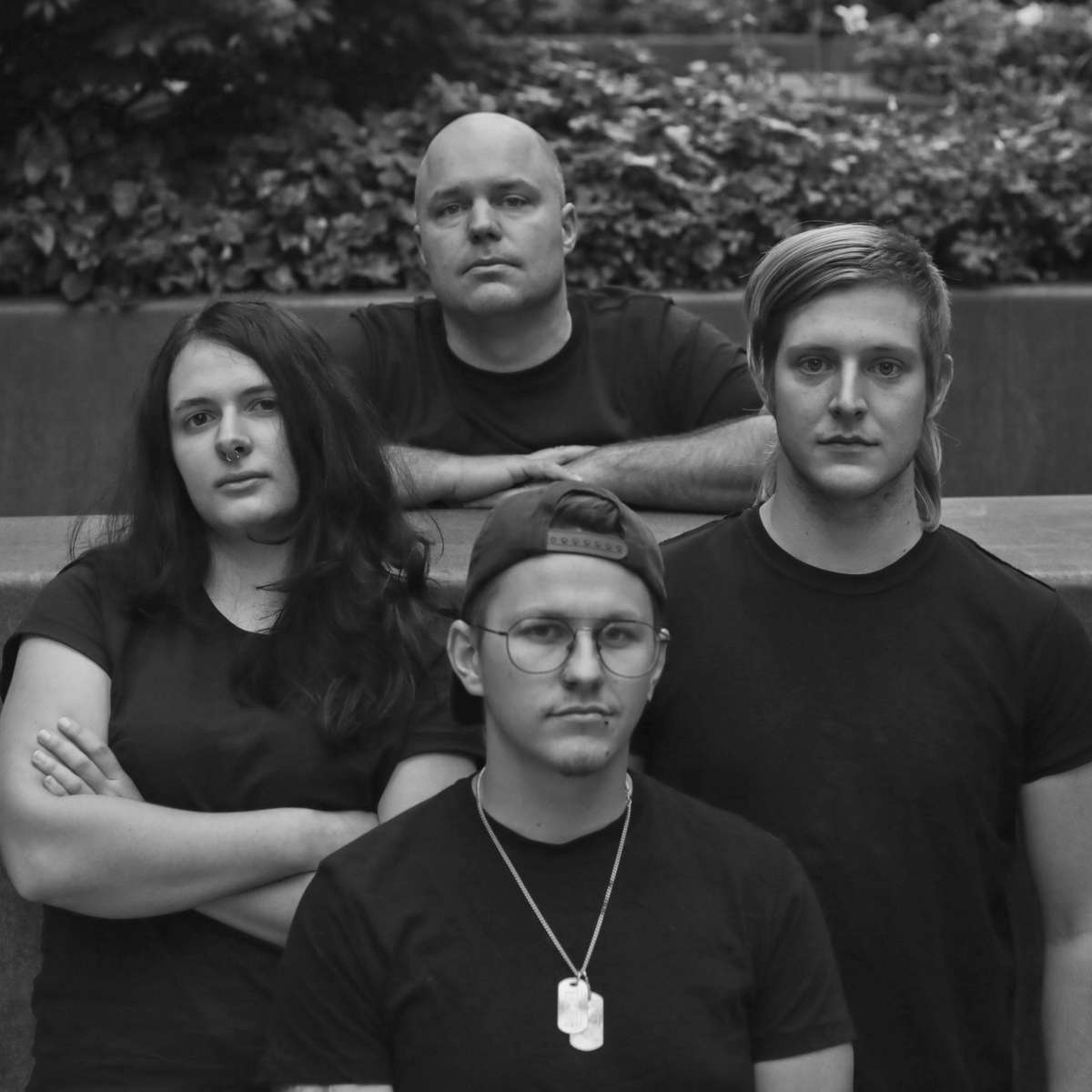 CHRISTMAS [Saarland] + THIRTEEN STITCHES [EF] | Café Tikolor Erfurt Fr. 28.11.2025 | Bild 2